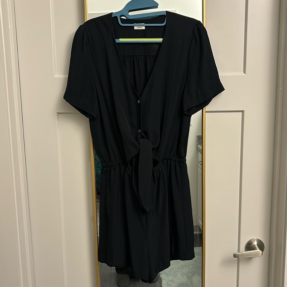 Wilfred Tie-Front Romper - Picture 1 of 5